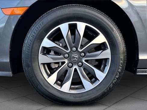 Used 2024 Honda Odyssey EX-L image 10