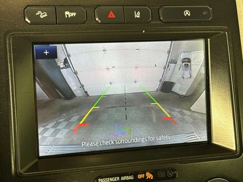 Used 2020 Ford Expedition Max XLT w/ Equipment Group 202A AWD/4WD image 24