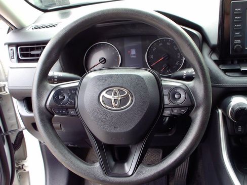 Used 2019 Toyota RAV4 LE w/ Carpet Mat Package FWD image 10
