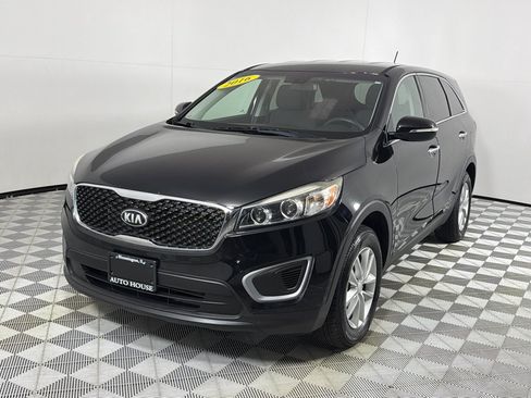 Used 2016 Kia Sorento L FWD image 9