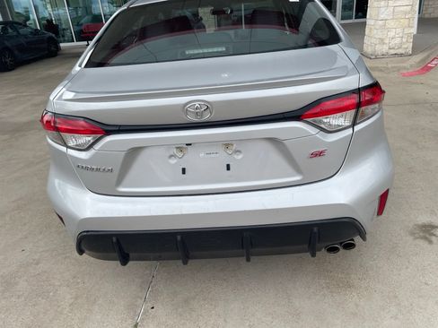 Used 2025 Toyota Corolla SE FWD image 11