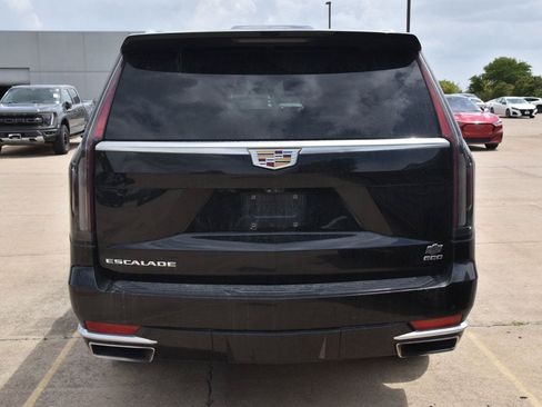 Used 2021 Cadillac Escalade ESV Premium Luxury AWD/4WD image 8