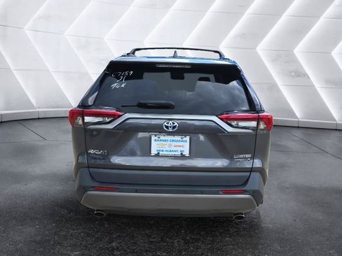 Used 2021 Toyota RAV4 Limited AWD/4WD image 6