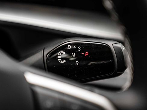 New 2026 Volkswagen Tiguan SE image 29