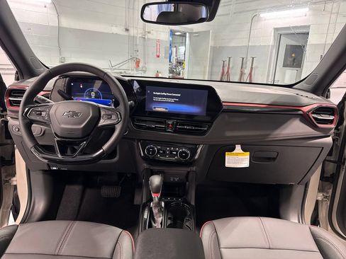 New 2026 Chevrolet TrailBlazer RS w/ Convenience Package FWD image 40