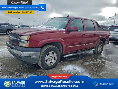 Used 2005 Chevrolet Avalanche Z71 w/ Sun And Sound Package