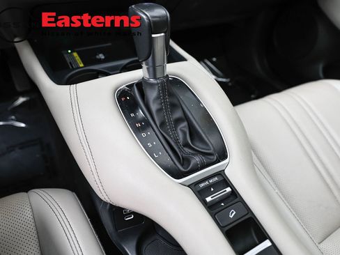 Used 2024 Honda HR-V EX-L image 12