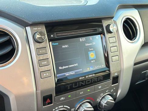 Used 2018 Toyota Tundra SR5 w/ SR5 Upgrade Package AWD/4WD image 18