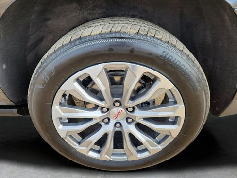 Used 2024 GMC Yukon XL Denali w/ Denali Reserve Package image 20