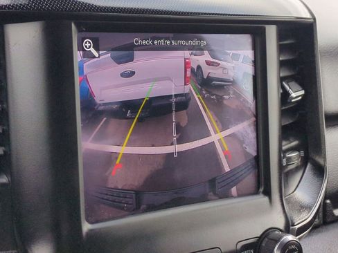 Used 2021 RAM 1500 Big Horn w/ Built-to-serve Edition image 34