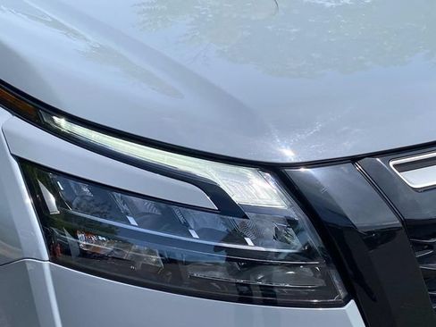 Used 2023 Nissan Pathfinder Rock Creek AWD/4WD image 3