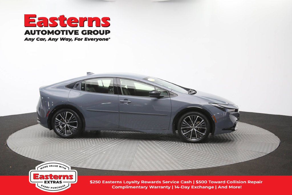 Used 2023 Toyota Prius XLE AWD/4WD image 46
