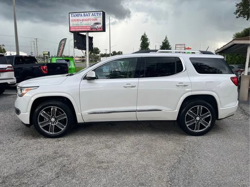 Used 2018 GMC Acadia Denali w/ Technology Package FWD image 8