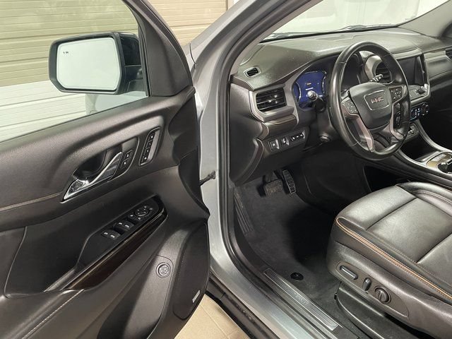 Used 2023 GMC Acadia AT4 w/ GMC Pro Grade Package AWD/4WD image 10