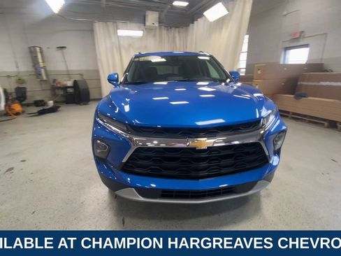 Certified 2024 Chevrolet Blazer LT w/ Convenience Package FWD image 3
