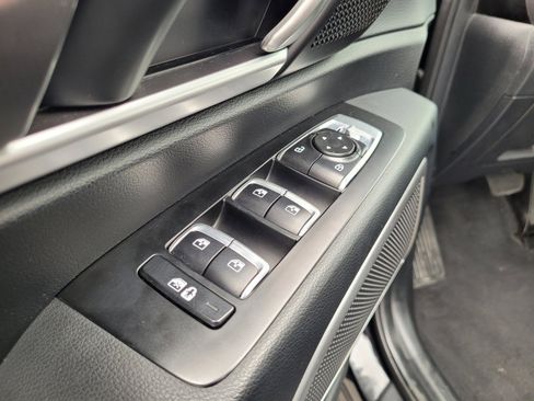 Used 2025 Kia Telluride S AWD/4WD image 27