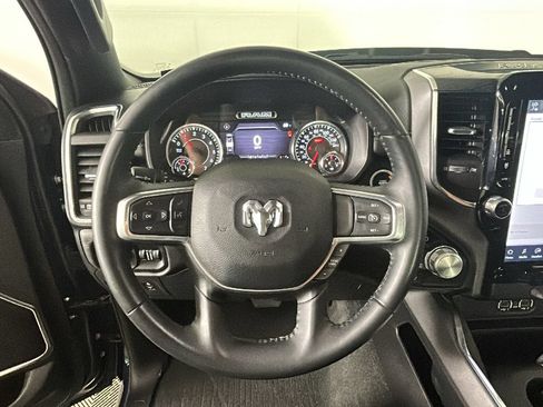 Used 2024 RAM 1500 Laramie AWD/4WD image 17