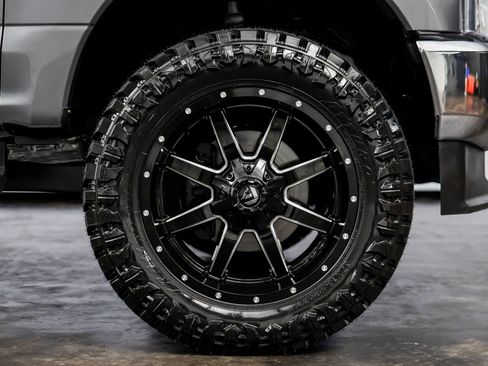 Used 2021 Ford F250 XLT w/ XLT Value Package image 23