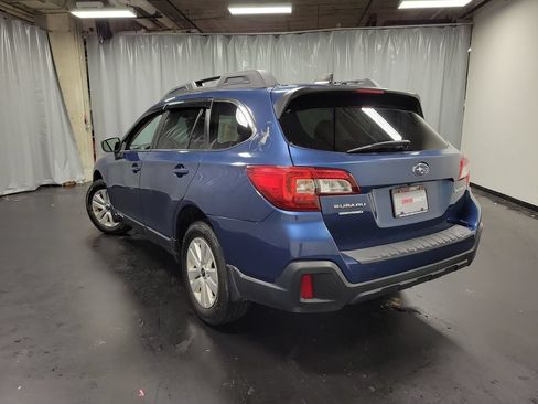 Used 2019 Subaru Outback 2.5i Premium w/ Popular Package #2 AWD/4WD image 7
