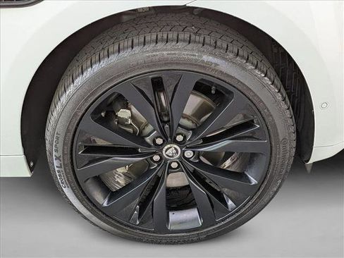 Certified 2026 Jaguar F-PACE R-Dynamic S image 25