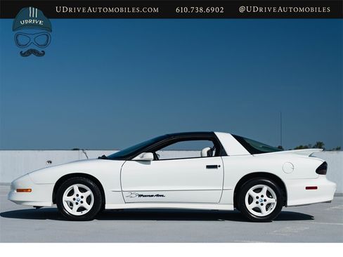 Used 1994 Pontiac Firebird Coupe RWD image 8