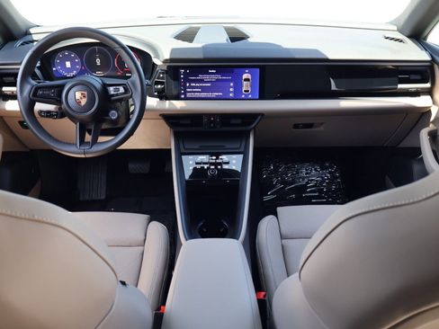 Certified 2025 Porsche Macan 4 Electric AWD/4WD image 21