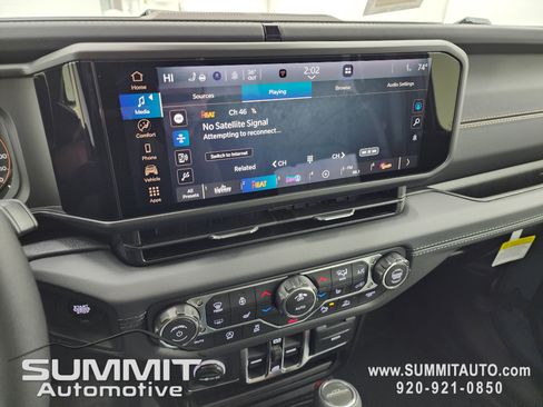 New 2026 Jeep Gladiator Sport image 11