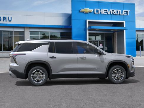 New 2026 Chevrolet Traverse LT image 29