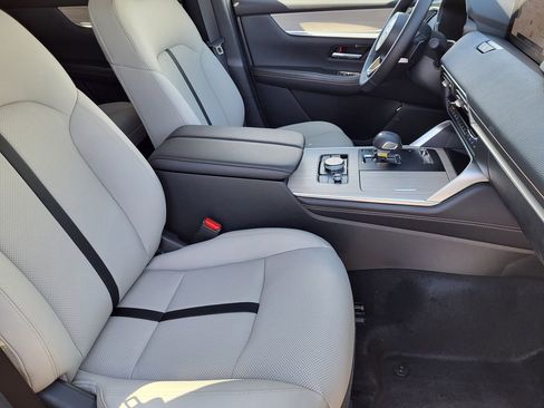 New 2026 MAZDA CX-90 Plug-In Hybrid w/Premium Sport AWD/4WD image 5