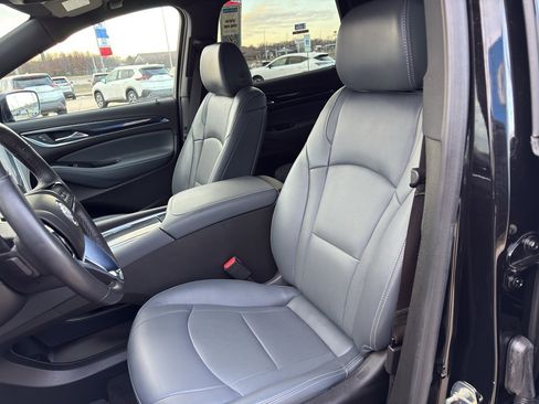 Used 2023 Buick Enclave Essence w/ Experience Buick Package image 10