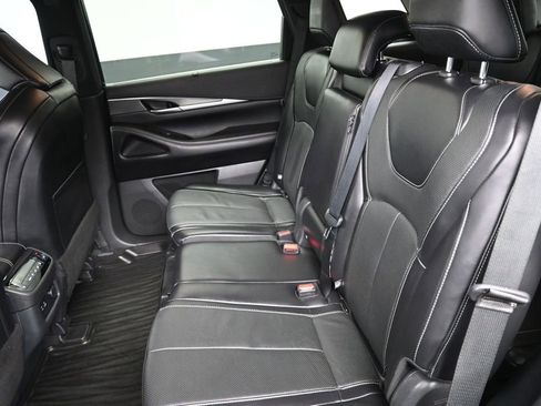 Certified 2023 INFINITI QX60 Luxe w/ Cargo Package AWD/4WD image 15