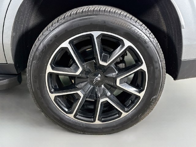 Used 2025 Chevrolet Tahoe RST w/ Comfort Package AWD/4WD image 34