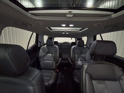 Used 2020 Chevrolet Traverse LT w/ LPO, Midnight Edition image 19
