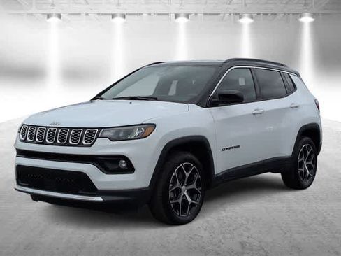 Used 2024 Jeep Compass Limited AWD/4WD image 4