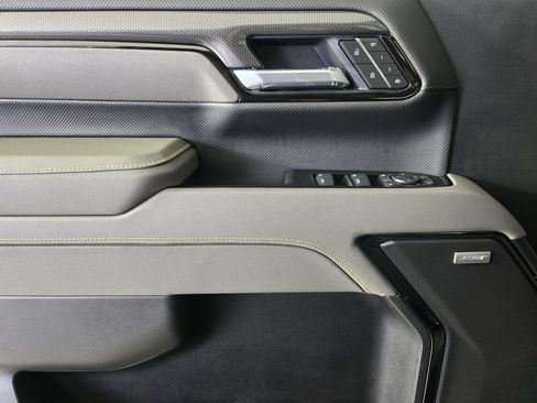 New 2026 Chevrolet Silverado 2500 ZR2 AWD/4WD image 24
