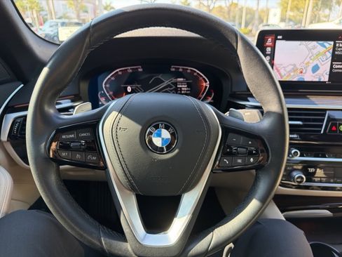 Certified 2023 BMW 540i w/ Convenience Package image 17