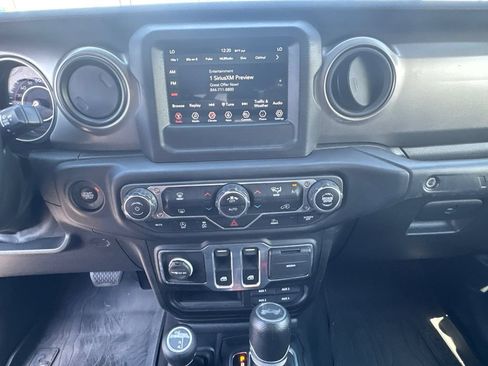 Used 2021 Jeep Wrangler Sport AWD/4WD image 22