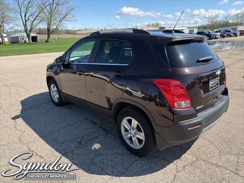 Used 2015 Chevrolet Trax LT w/ LT Sun and Sound Package AWD/4WD image 6