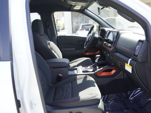 New 2026 Nissan Frontier Pro-X w/ Tow Package RWD image 17