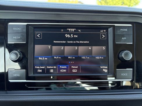 Used 2024 Volkswagen Jetta S FWD image 13