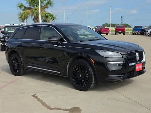 Used 2022 Lincoln Corsair Reserve FWD image 2