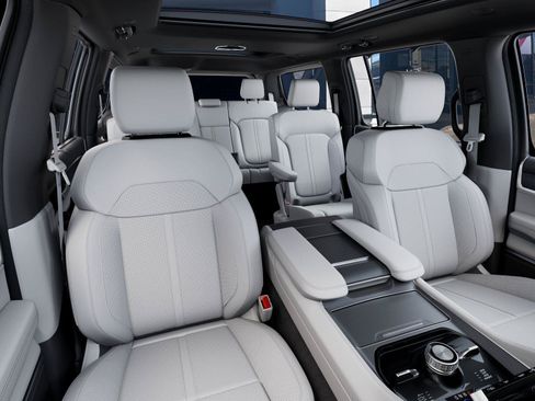 New 2026 Jeep Grand Wagoneer Summit w/ Premium Group III AWD/4WD image 16
