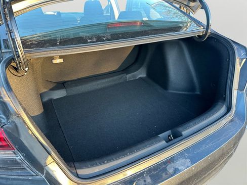 Used 2023 Honda Civic LX image 28