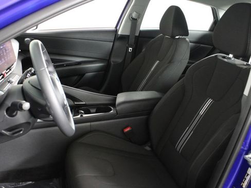 Certified 2023 Hyundai Elantra SEL w/ Convenience Package FWD image 20