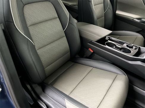 New 2026 Chevrolet Equinox LT w/ Convenience Package II image 28