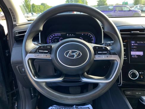 Used 2023 Hyundai Tucson SEL FWD image 13