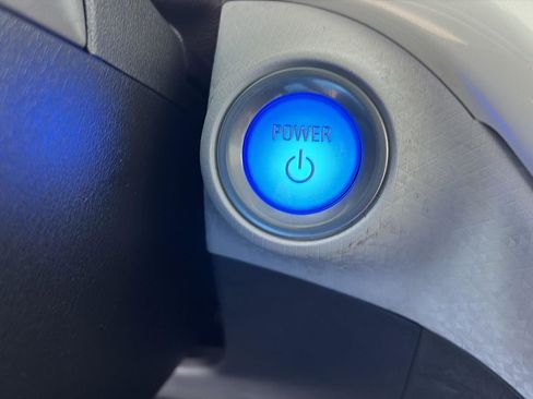 Used 2021 Chevrolet Bolt LT image 16