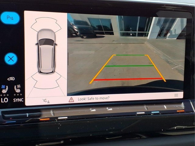 Certified 2024 Volkswagen Atlas Peak Edition SE AWD/4WD image 22
