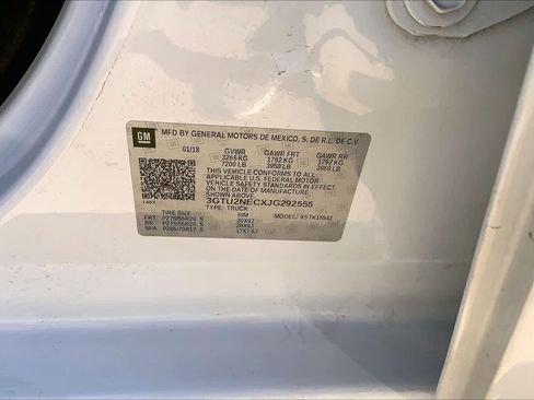 Used 2018 GMC Sierra 1500 SLT AWD/4WD image 34
