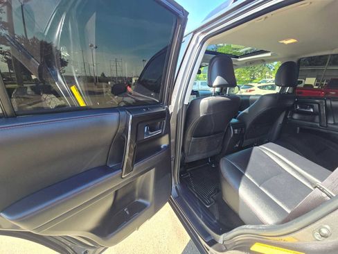 Certified 2023 Toyota 4Runner TRD Off-Road Premium w/ Off Road Premium Plus Package AWD/4WD image 15